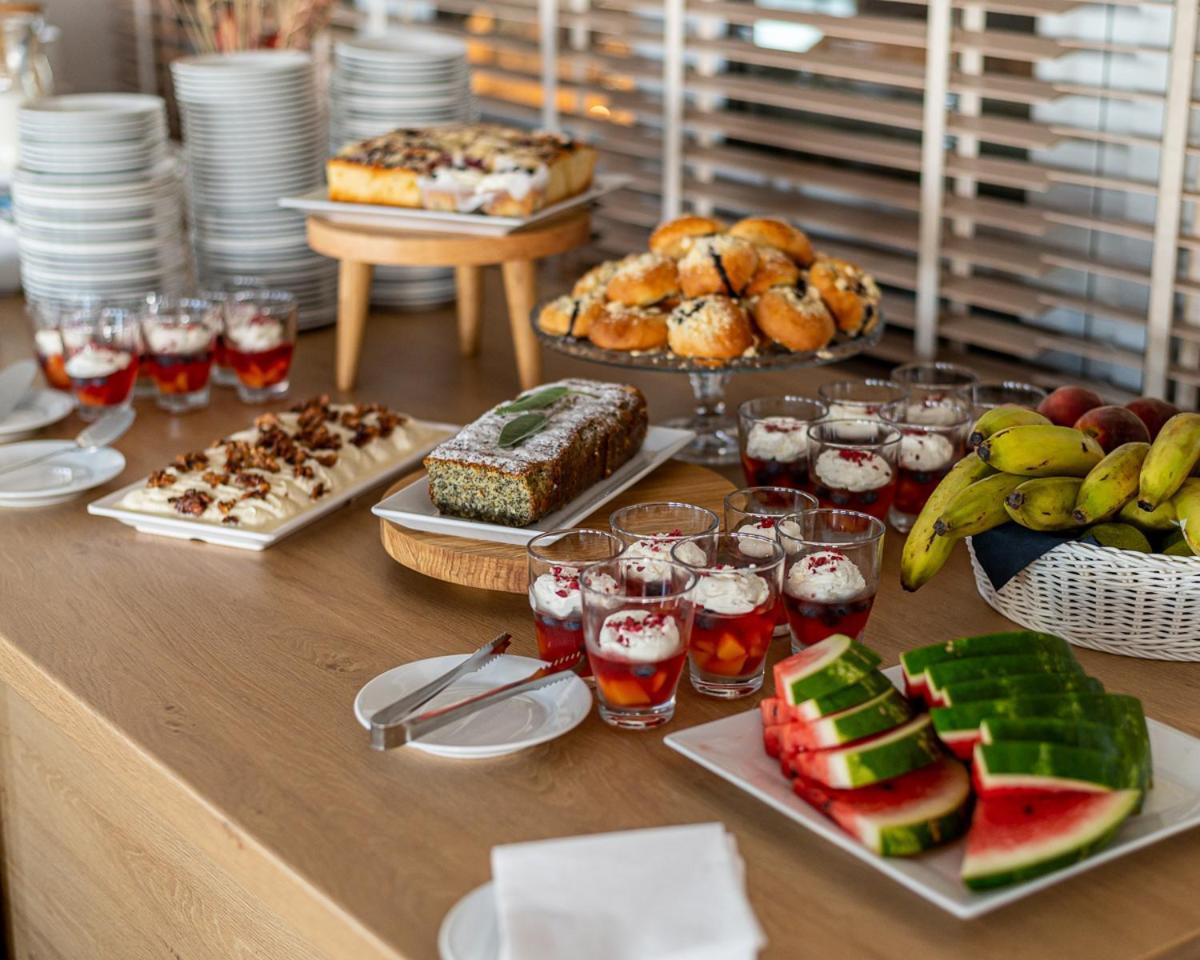 אולז'טין Omega Hotel מראה חיצוני תמונה