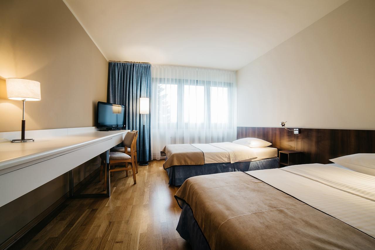 אולז'טין Omega Hotel מראה חיצוני תמונה