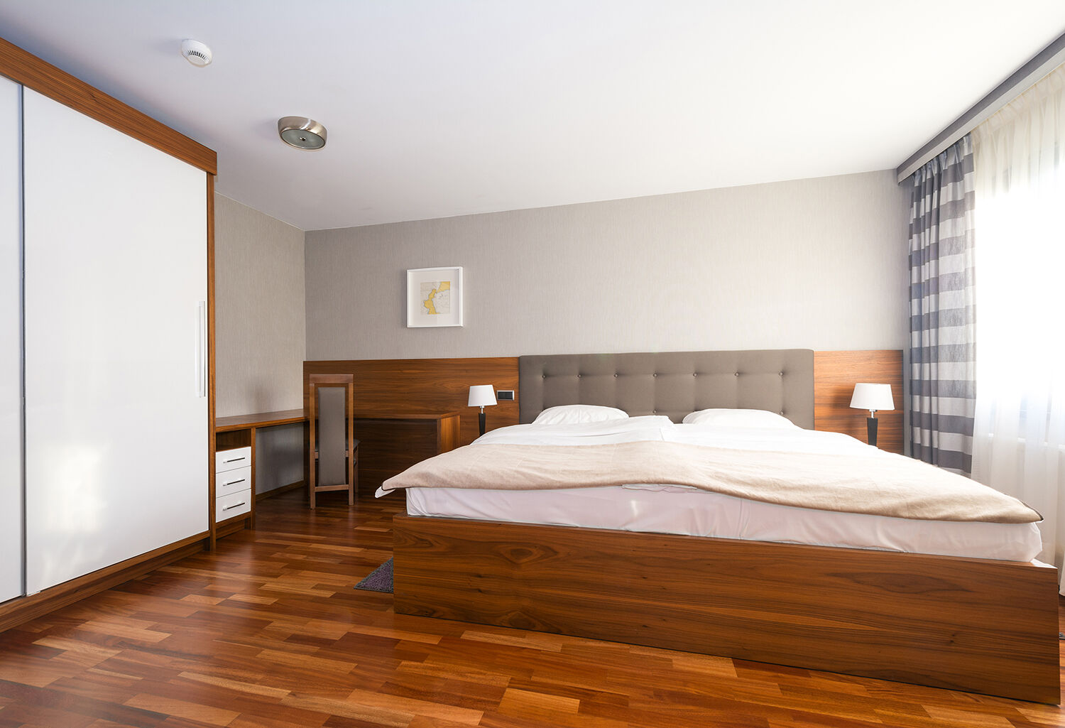 אולז'טין Omega Hotel מראה חיצוני תמונה